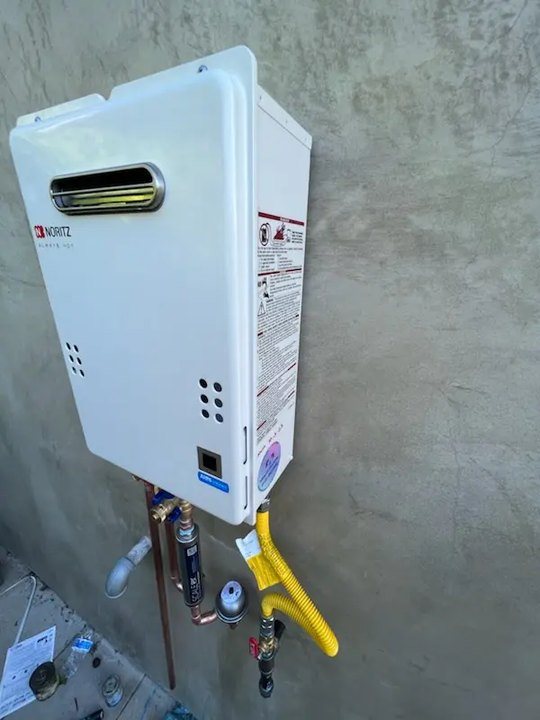 Tankless water heater installation for La Fresa homes